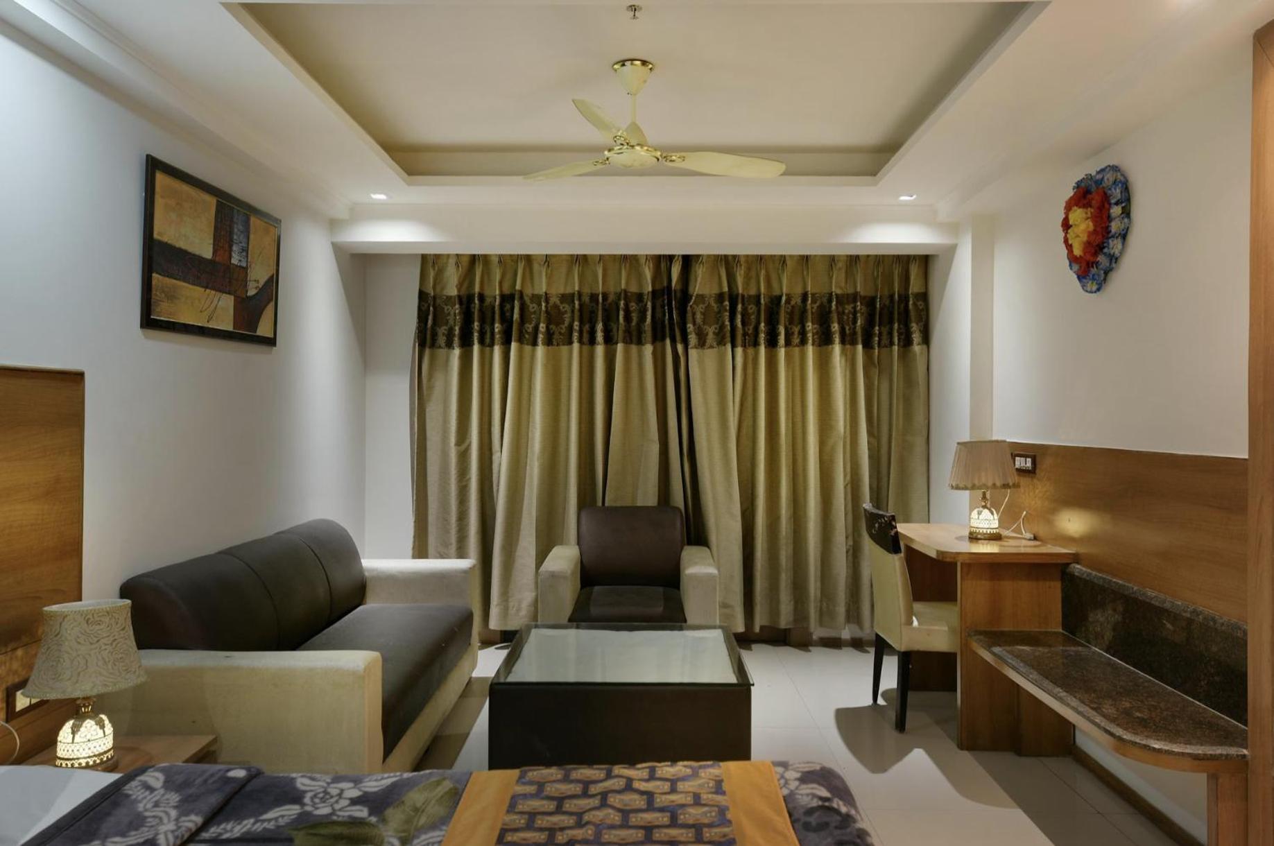 Hotel Lotus Paradise - Banquet & Dining - Near Murthal Sukhdev Rāi 외부 사진