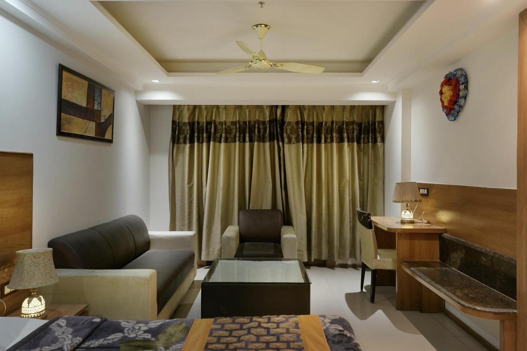 Hotel Lotus Paradise - Banquet & Dining - Near Murthal Sukhdev Rāi 외부 사진