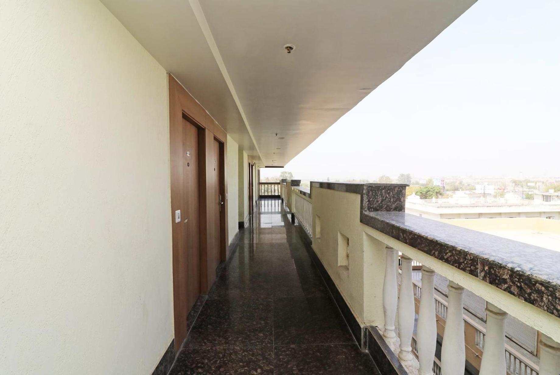 Hotel Lotus Paradise - Banquet & Dining - Near Murthal Sukhdev Rāi 외부 사진